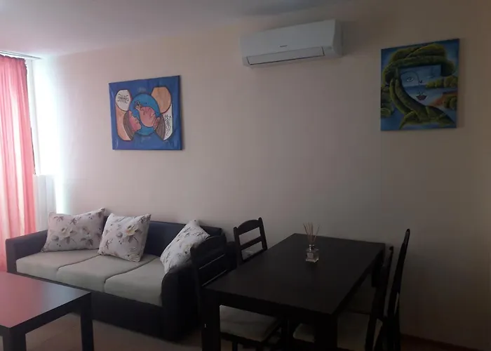 Gradina Sunny Deluxe Апартамент