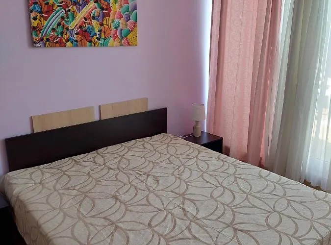 Апартамент Gradina Sunny Deluxe *